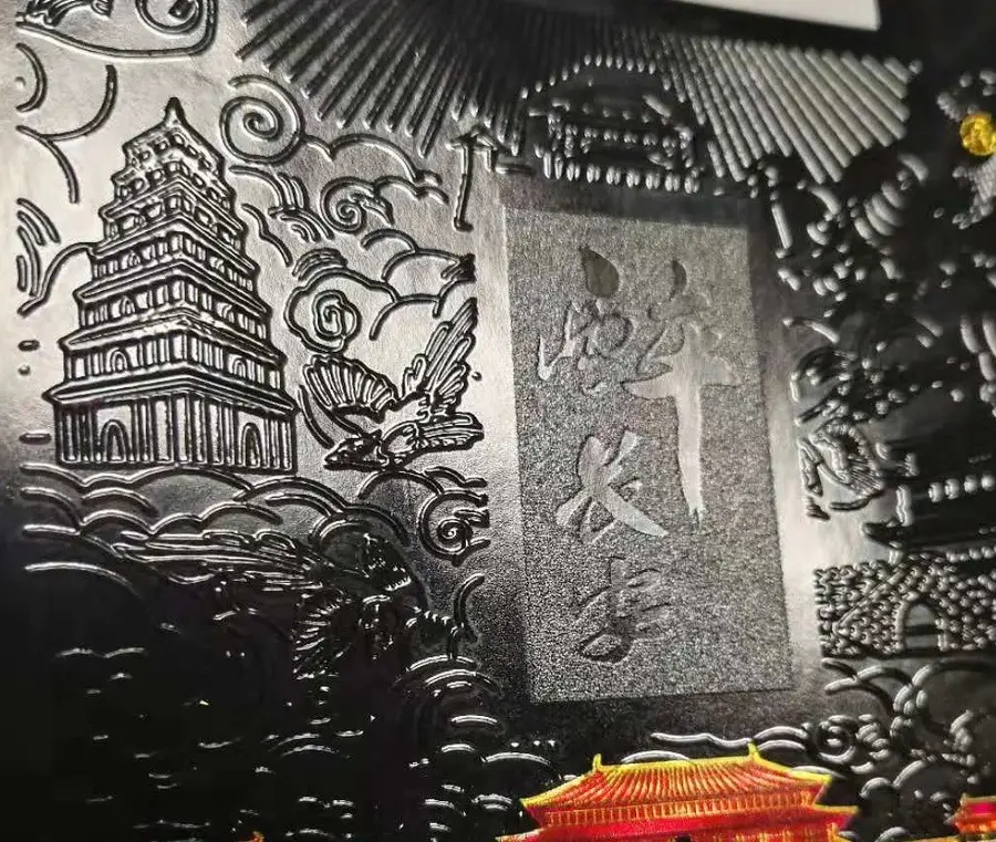 Digital Varnish and Hot Stamp Machine